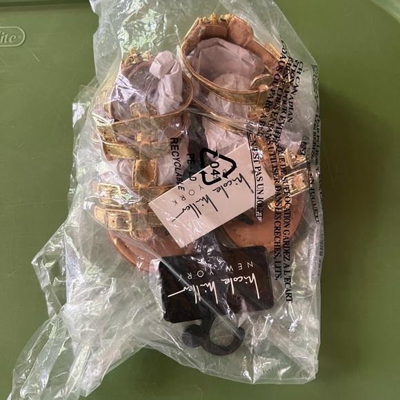 Girls Nicole Miller New York Sandals - Picture 3 of 8